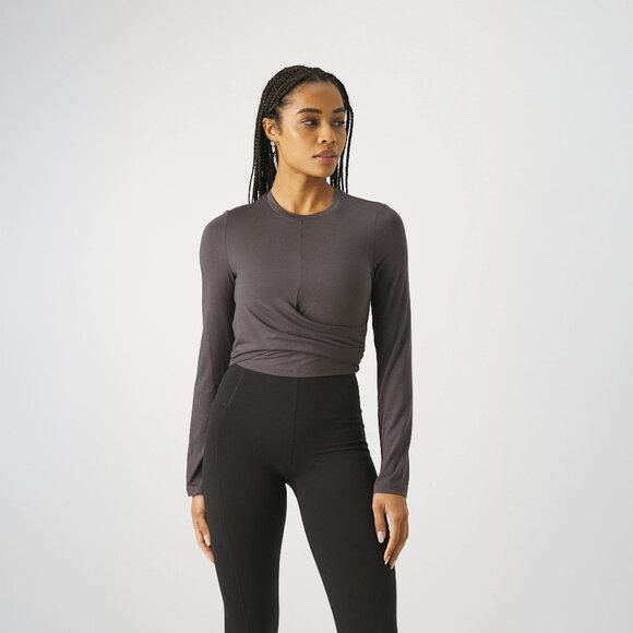 Sweaty Betty Front Wrap Long Sleeve Tee in Urban Grey - sz Small - Picture 1 of 9